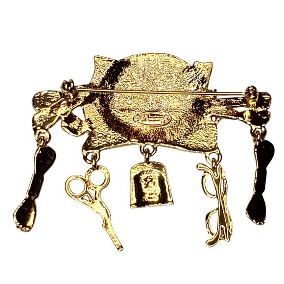 Danecraft I Love 2 Stitch Brooch Enamel Heart Dangle Charm Gold Tone 3" - Picture 2 of 4